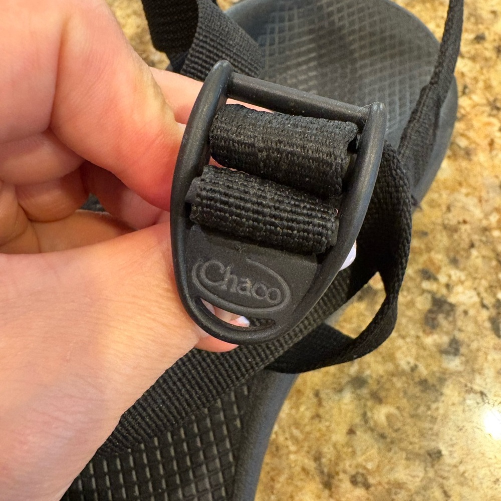 Chaco Black Men's Sandals - Picture 4 of 4